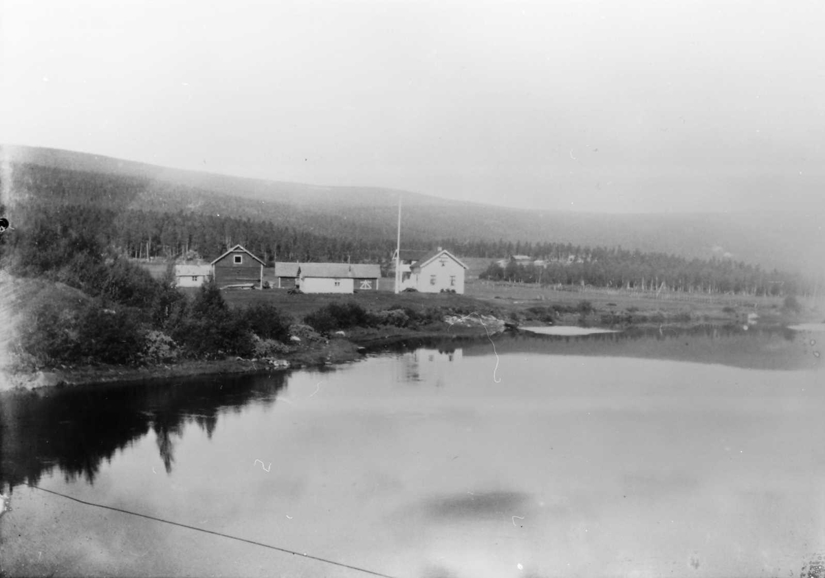 Rachel Haarseth, Gårdsbruk, naturforhold.