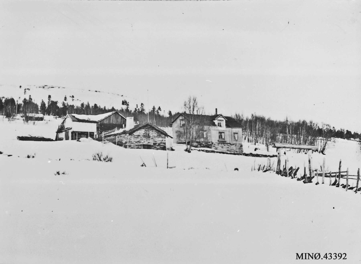 Axel Rosenvinge Brostrup, Gardsbruk