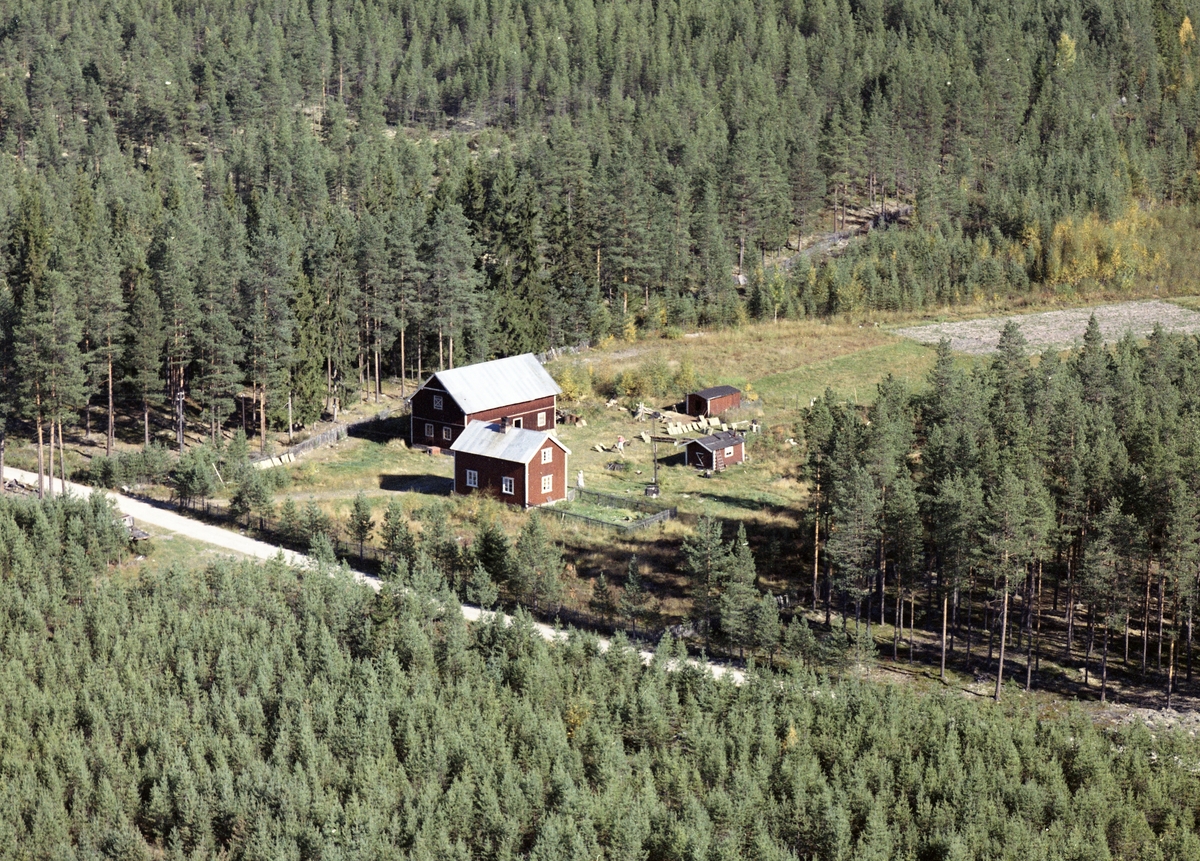 Widerøes Flyveselskap A/S, Gardsbruk