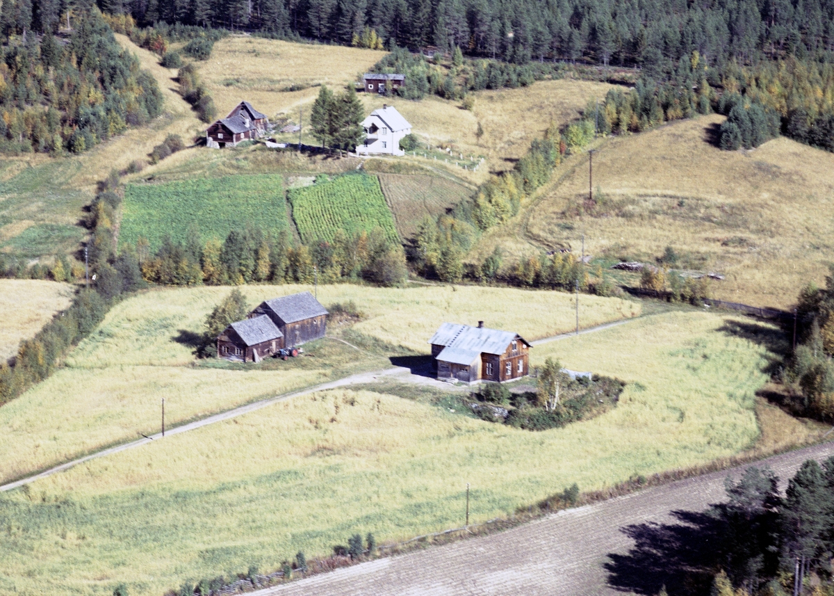 Widerøes Flyveselskap A/S, Gardsbruk