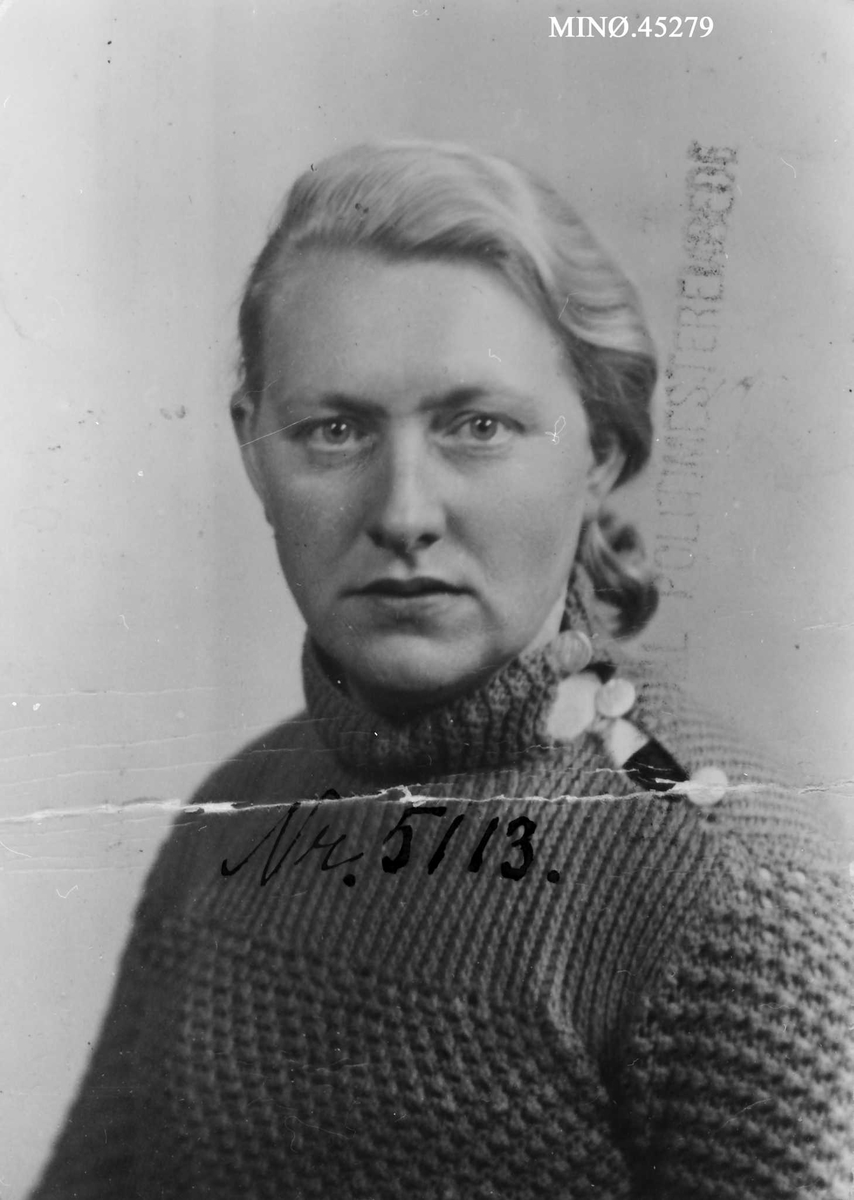 Ukjent, Søster Karen. Karen Kvernmo. Kom til Folldal som sjukesyster i 1933.