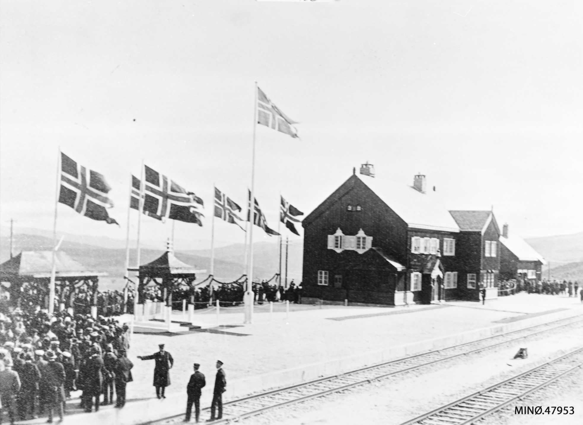 Narve Skarpmoen, Hjerkinn stasjon ved åpningen av Dovrebanen 17. 09. 1921.