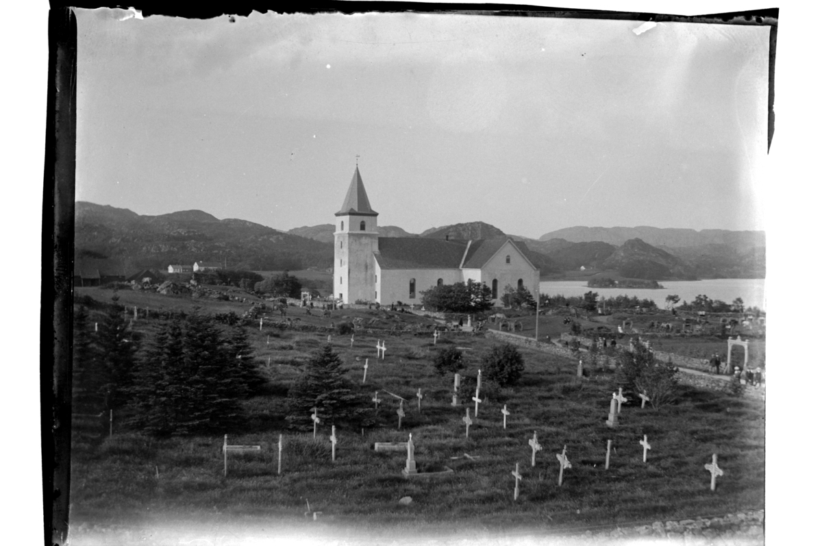 Rolf Sr. Sundt, Vanse kirke på Lista med kirkegården i forgrunnen. Fotografert ca. 1900.