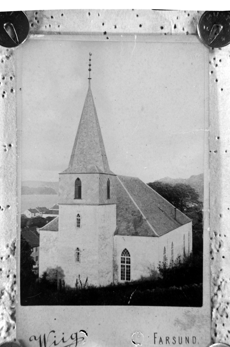 Rolf Sr. Sundt, Postkort. Frelserens kirke i Farsund før bybrannen i 1901.