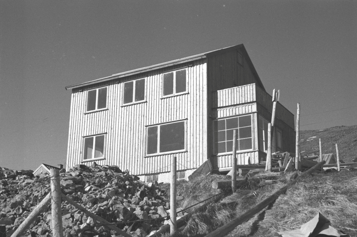Ola Hanche-Olsen, NO.F004011