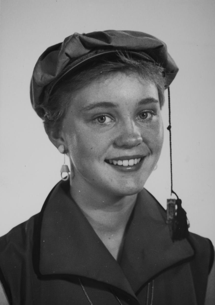 Normann Helger, Elisabeth Nord, grønnruss, russelue.