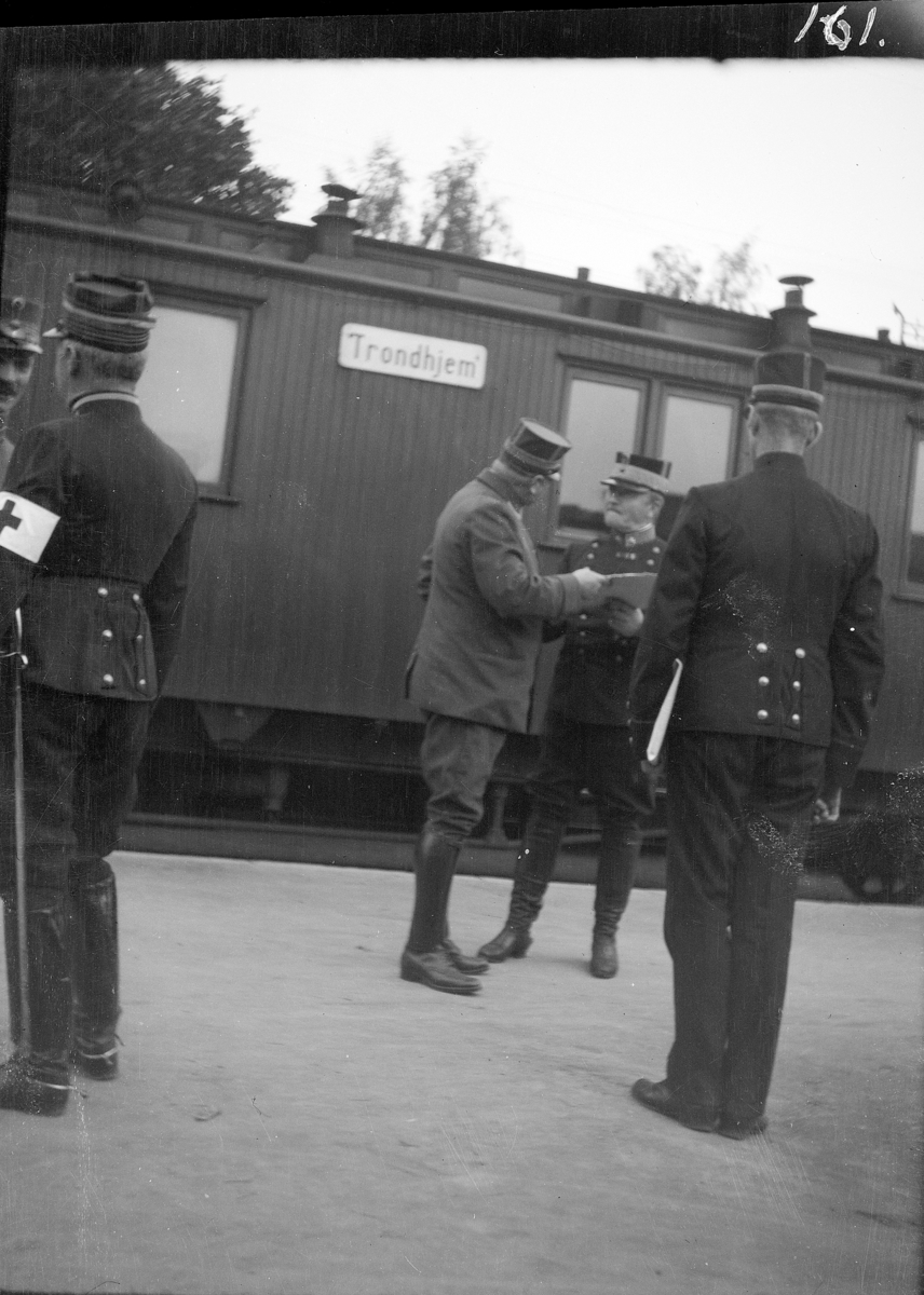 Karl Andreas Diesen, Hamar jernbanestasjon, feltmanøver 1912, militære, Statsminister Jens Kristian Meinich Bratlie