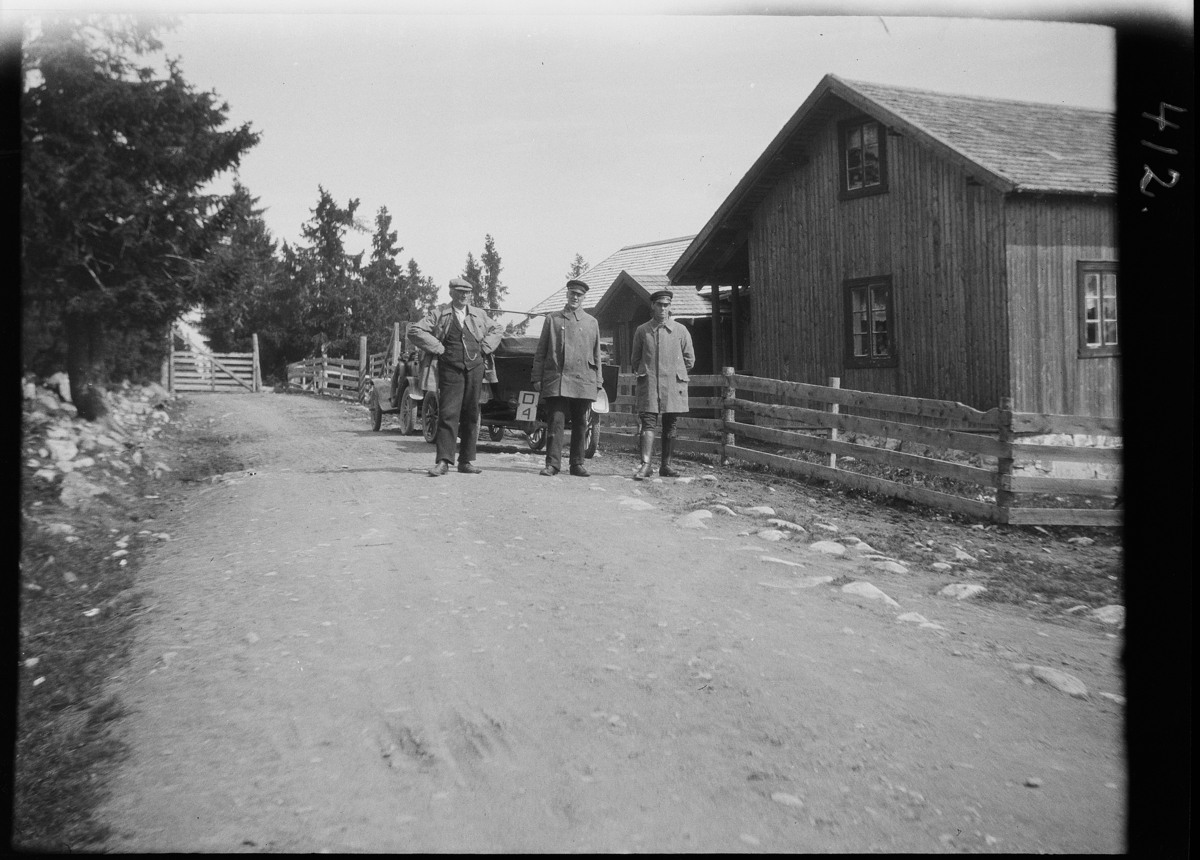 Karl Andreas Diesen, Brumund, Vang allmenning, ukjente