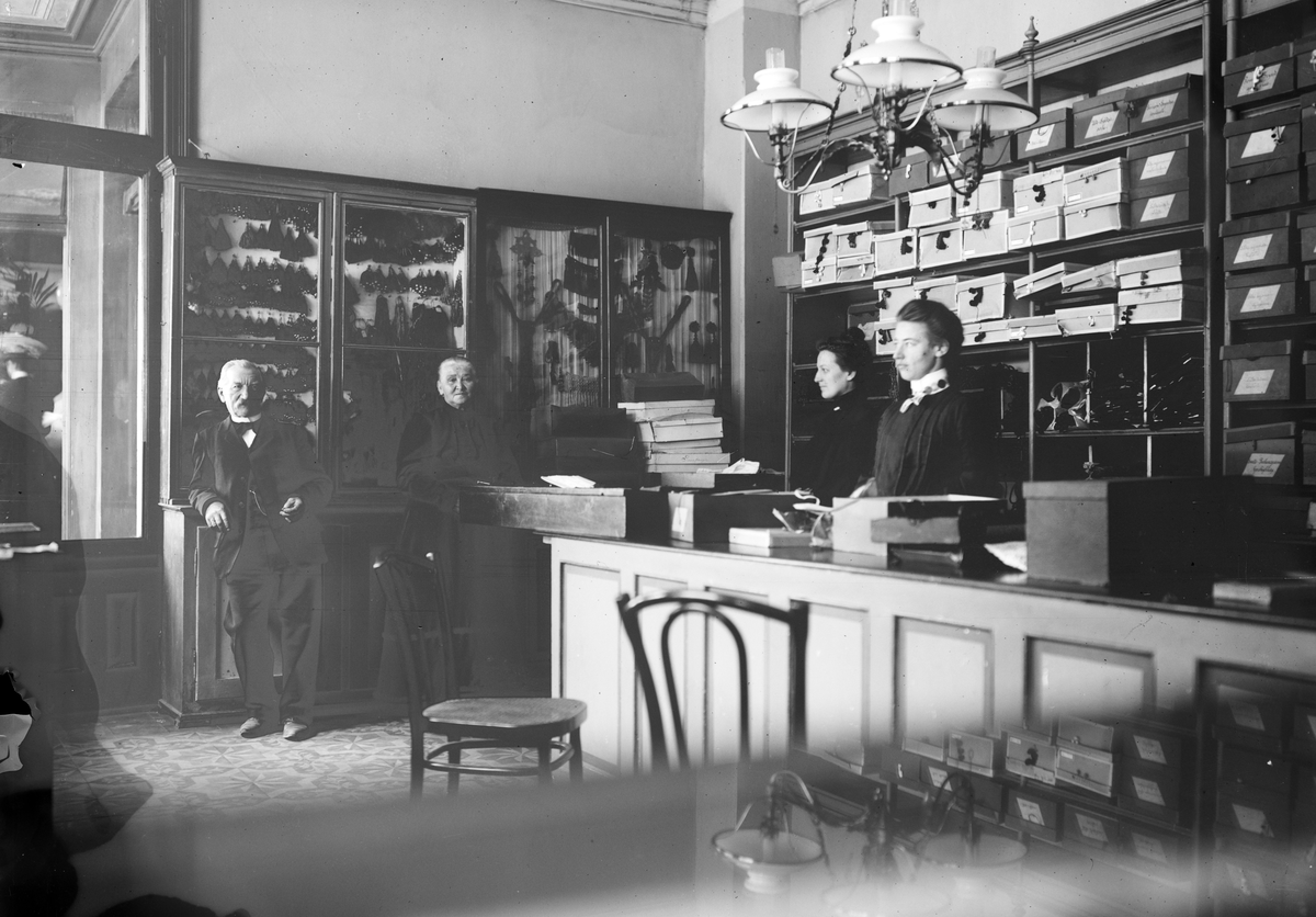 Otto W. F. Mejlænder, H. Zappfe Possement Forretning, Øvre Slottsgate 12, Oslo. Interiør.