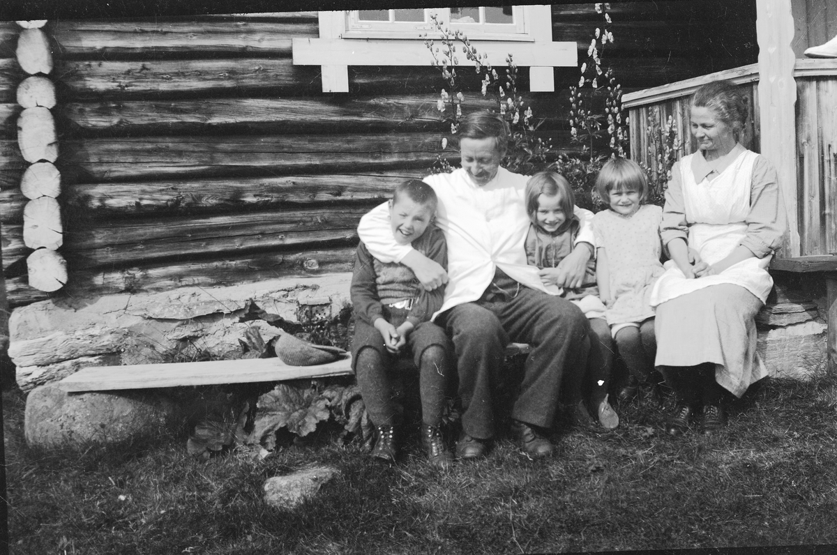 Anders O. Sørhuus, Familiebilde - Sørhuus