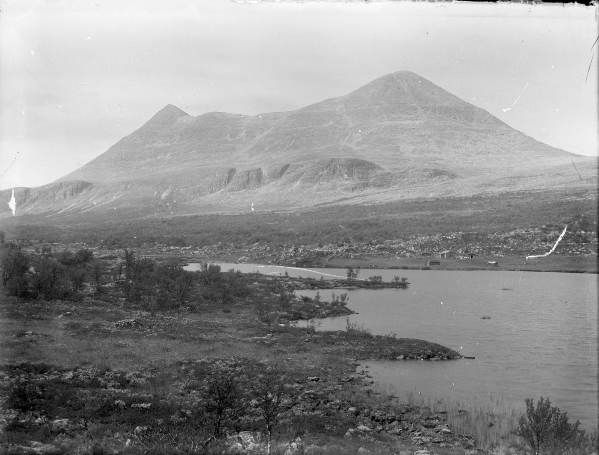 Anders O. Sørhuus, Holmsjøen og Sølenkletten
