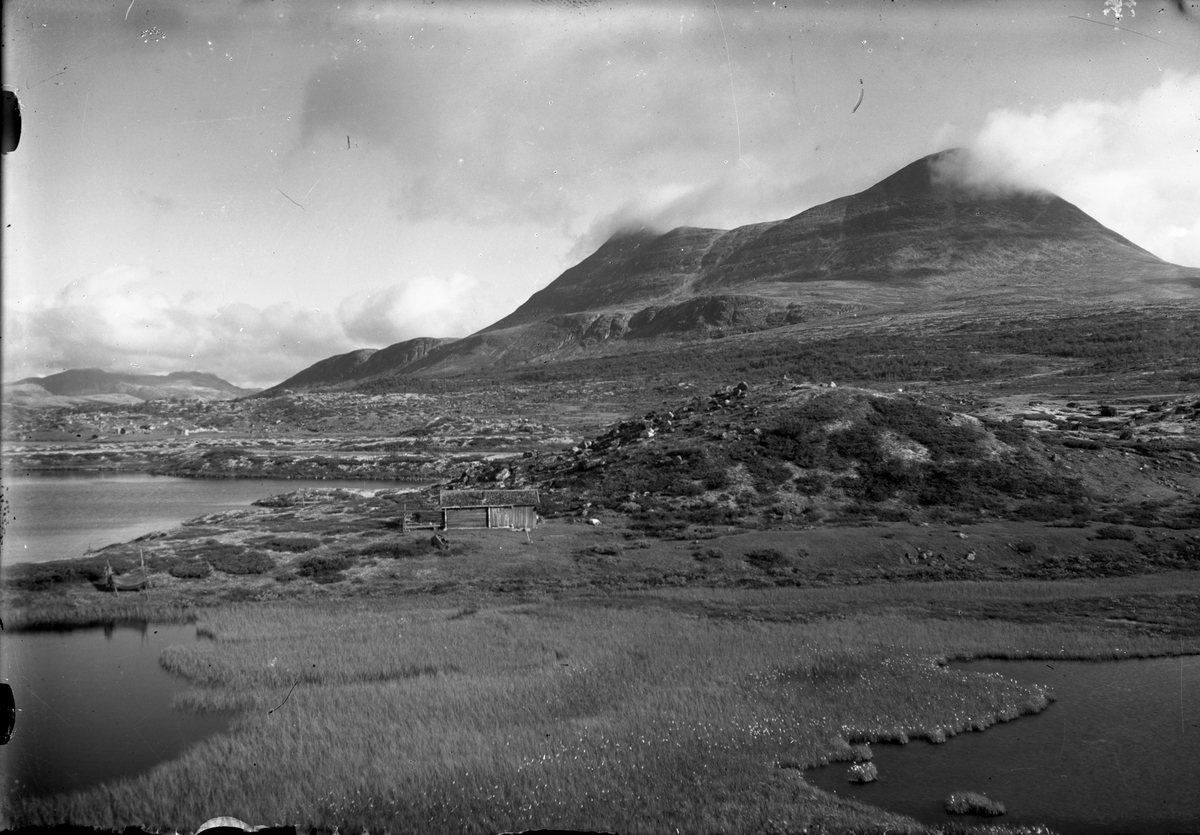 Anders O. Sørhuus, Holmsjøen og Sølenkletten