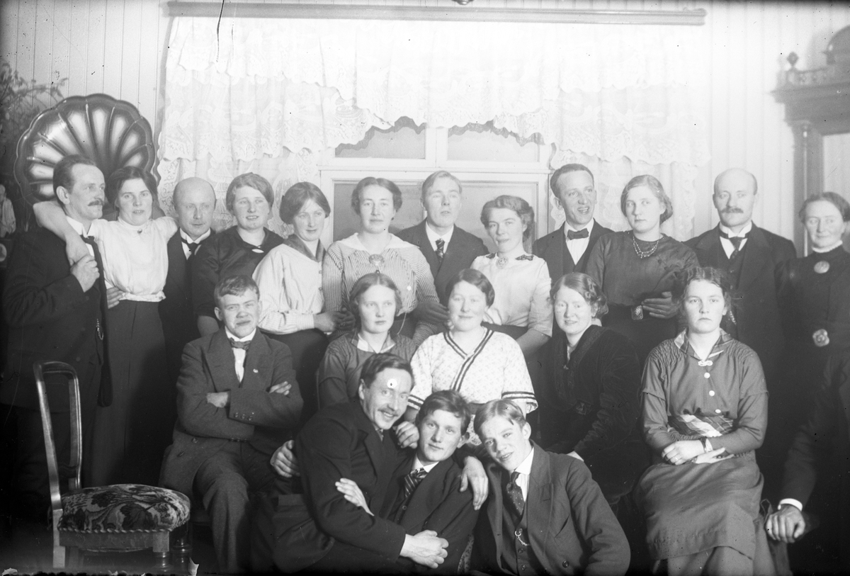 Anders O. Sørhuus, Danseskole 1914