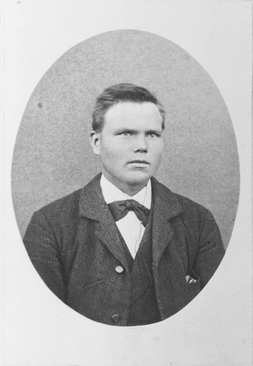 Ukjent, Portrett av mann - Ola Ness (1864-1935), døde i Nord-Dakota, USA