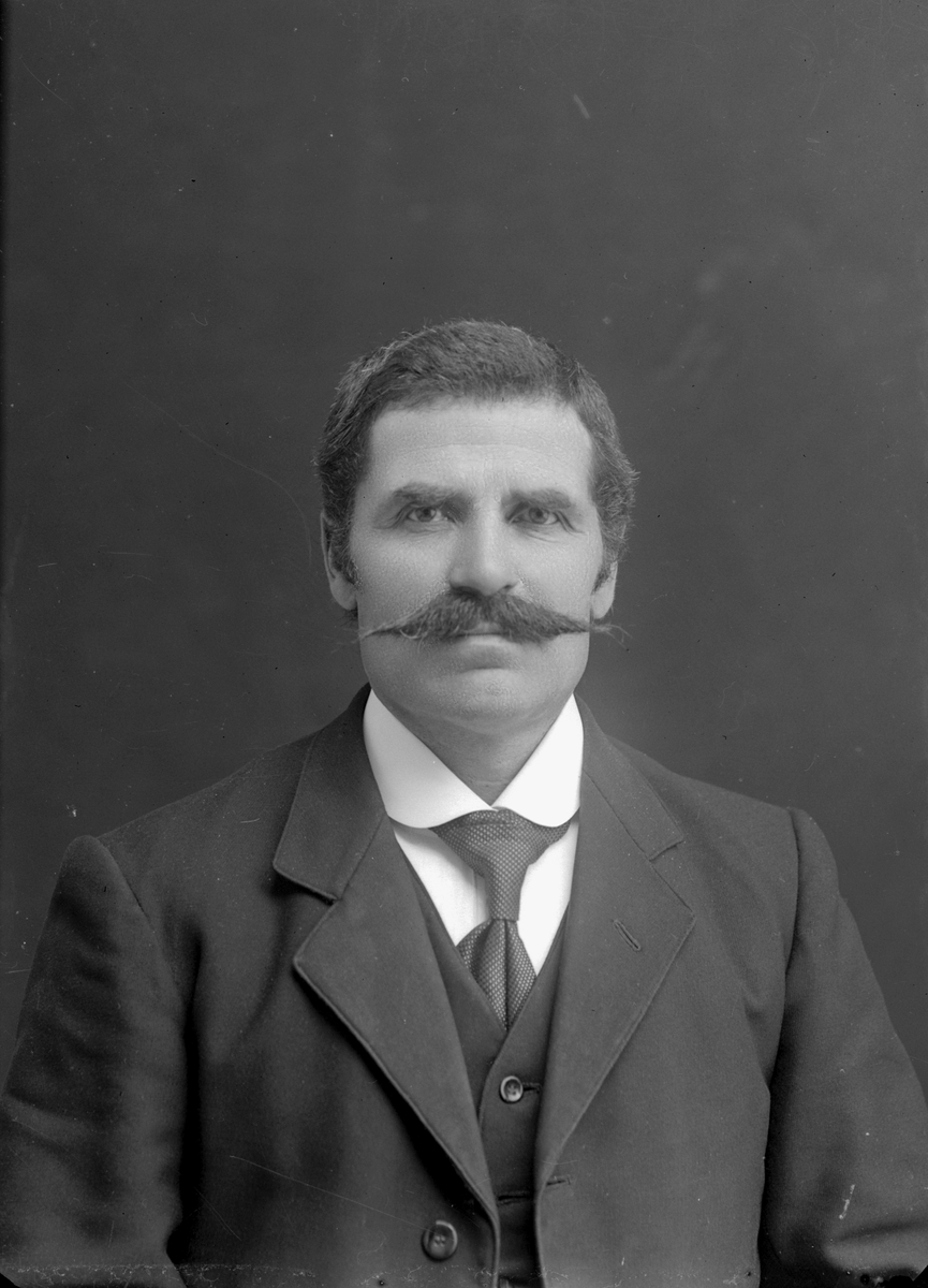 Jakob Jakobsen Engerdal, 0428-0000-06194