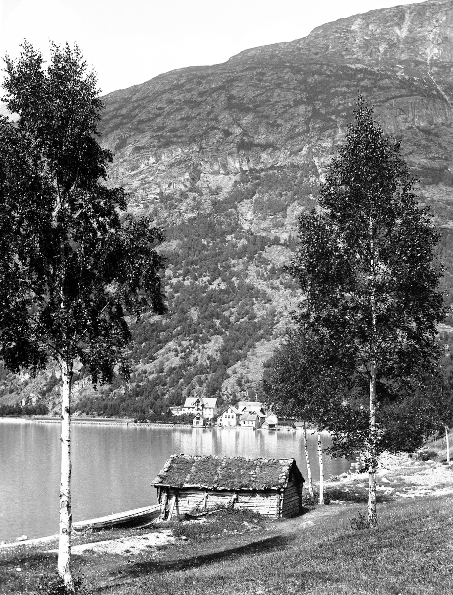 Anders Beer Wilse, Prot: Stryensvannet ved Hjelle med Bjerker høide 1910