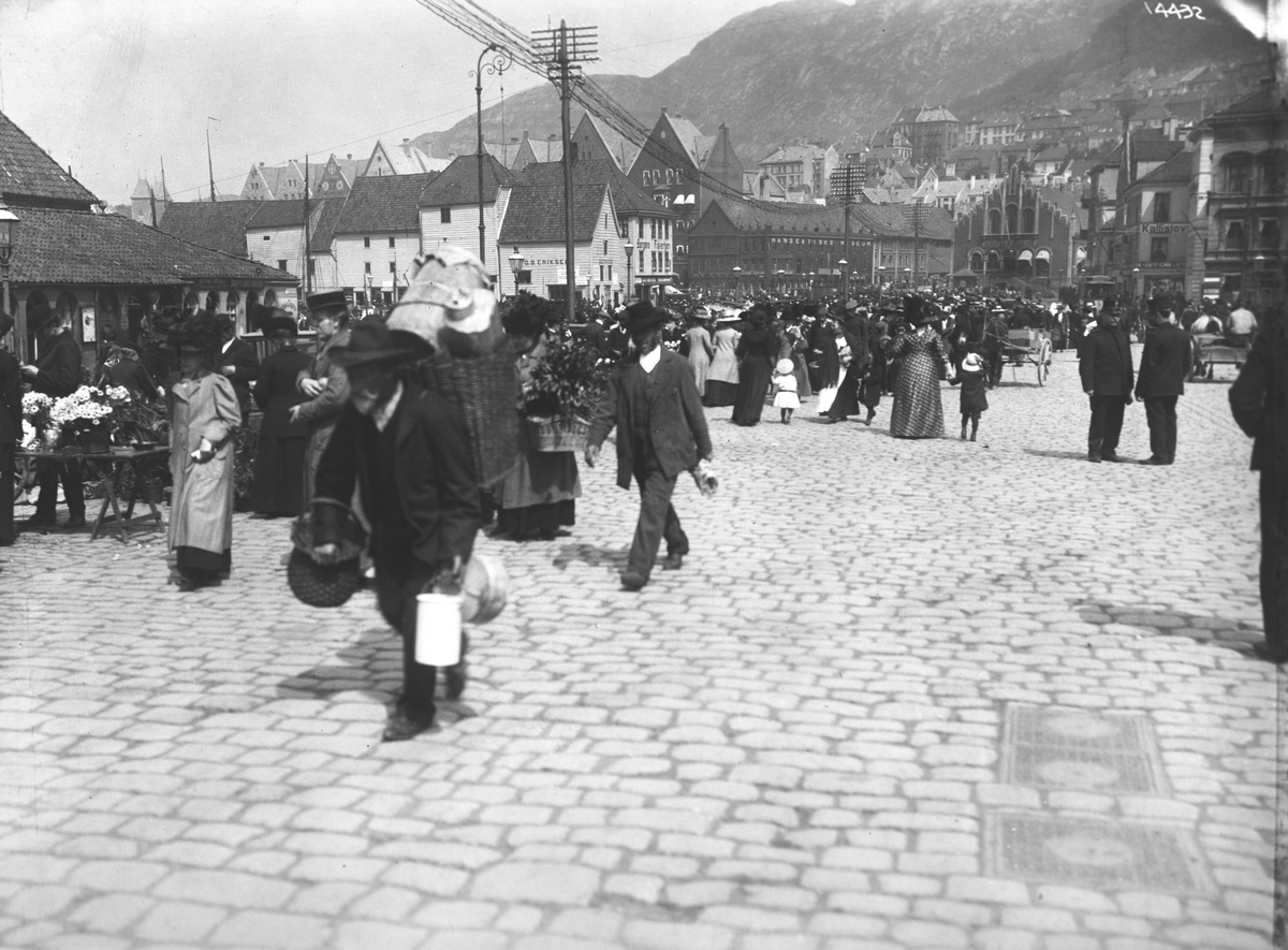 Anders Beer Wilse, Prot: Bergen - Fra Fisketorvet