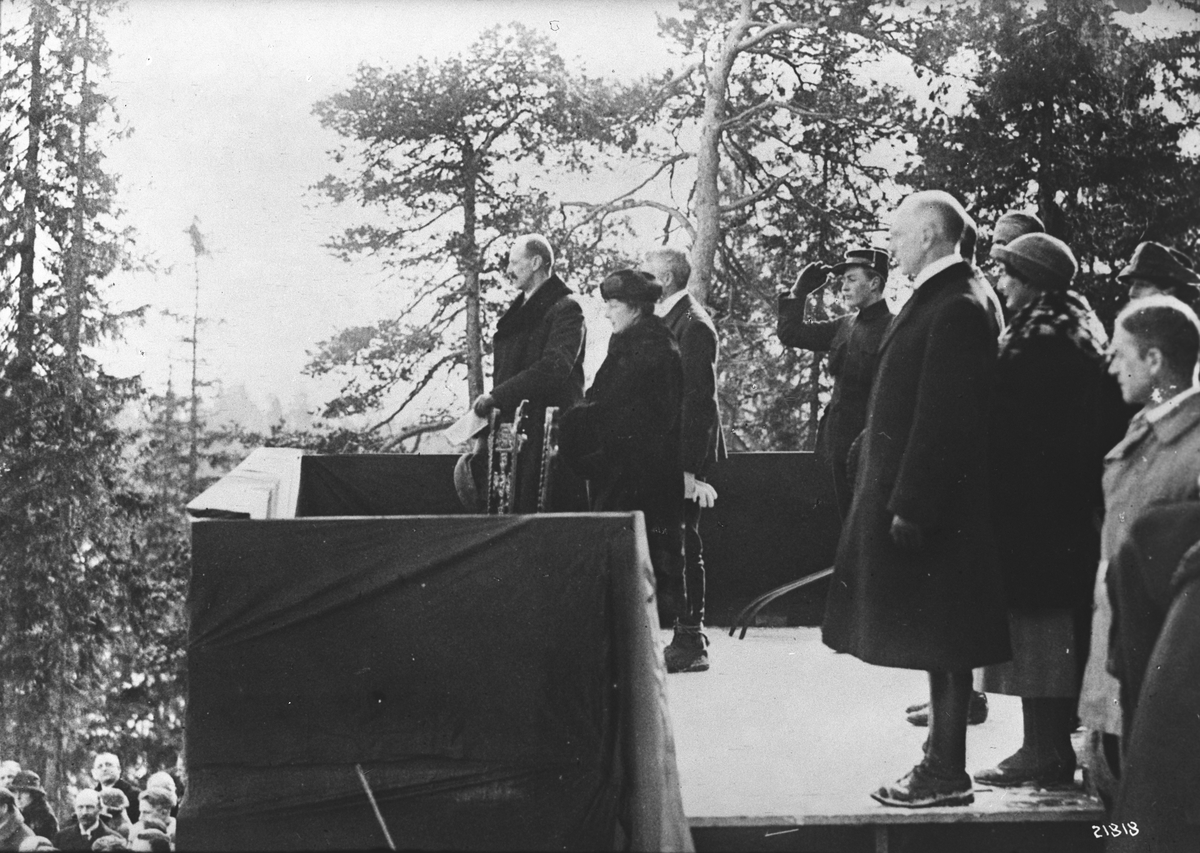 Anders Beer Wilse, Prot: Holmenkollen Kongetribune
