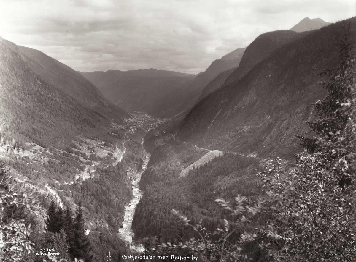 Anders Beer Wilse, Prot: Telemark - Vestfjorddalen fra Krokan