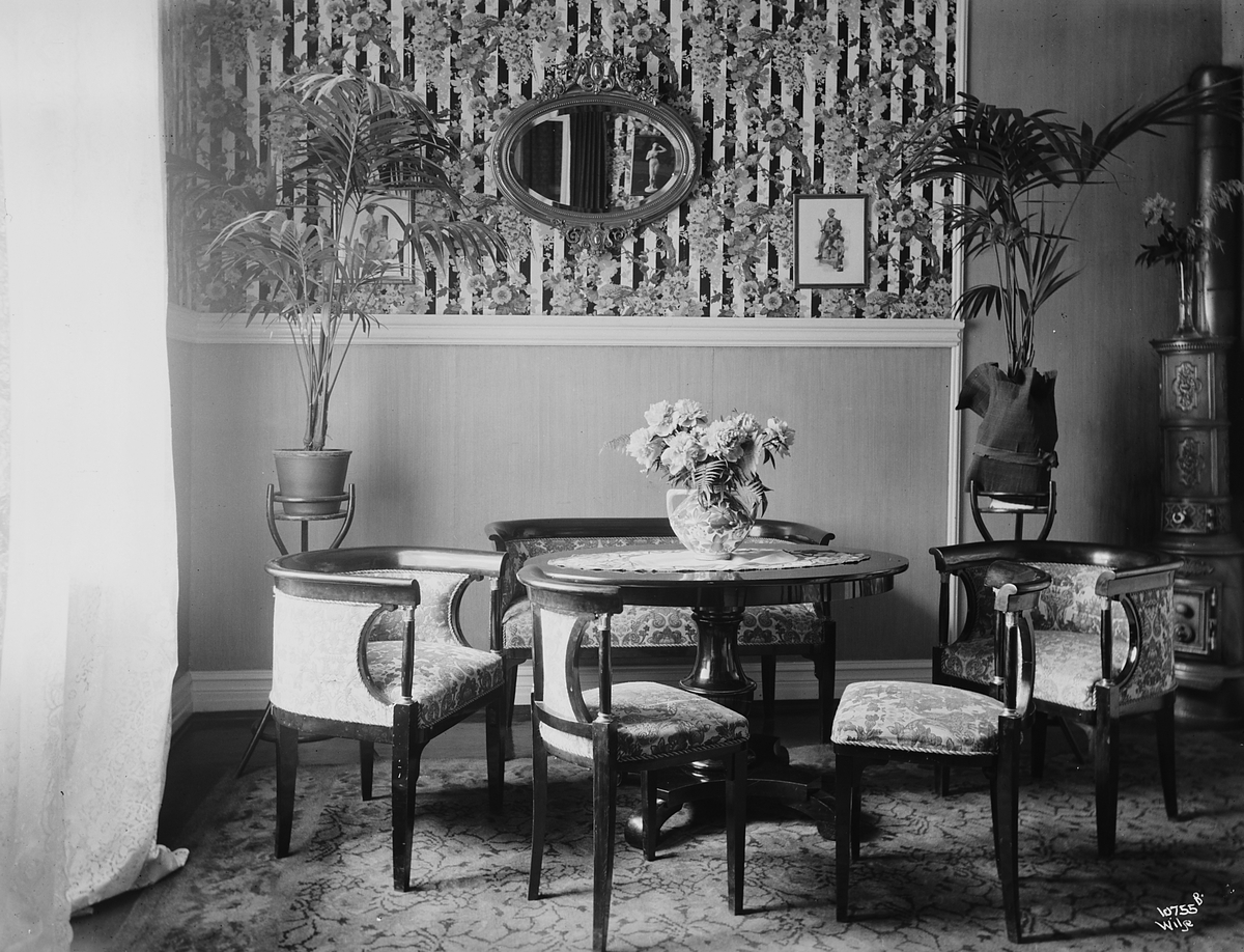 Anders Beer Wilse, Konv: Central hotel, Damecabinet