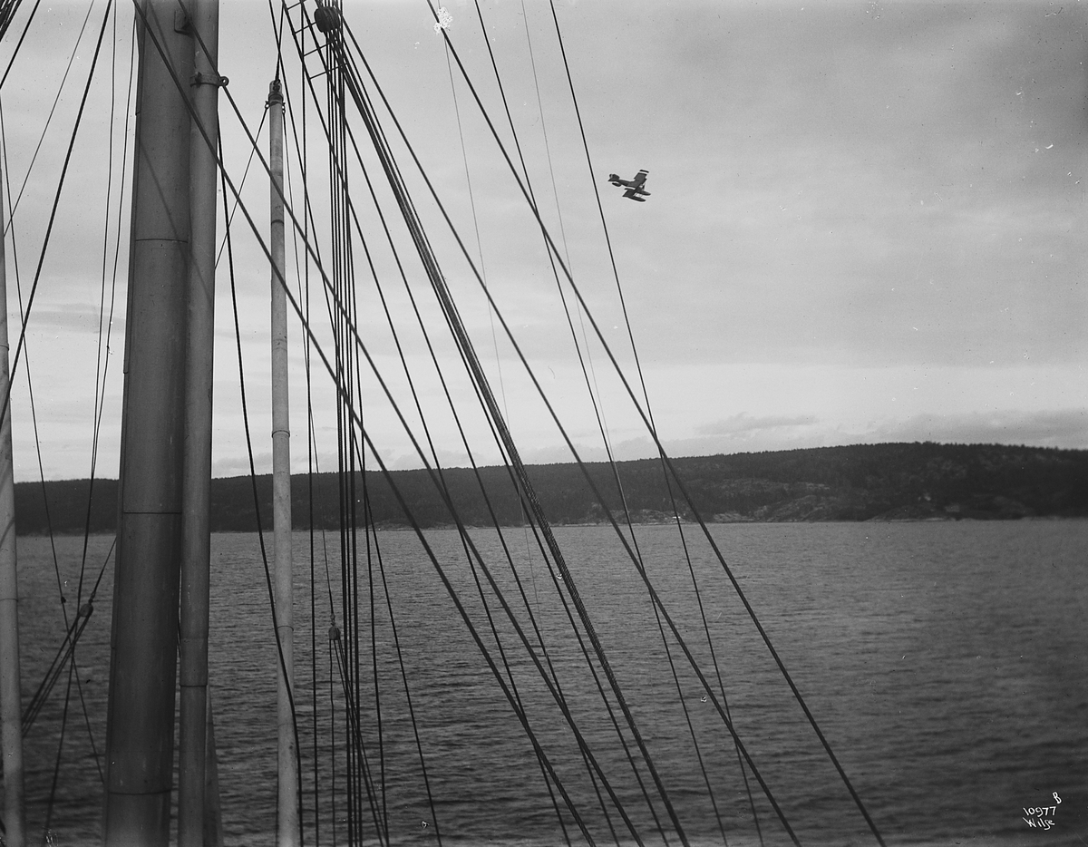 Anders Beer Wilse, Konv: Stavangerfjord flyvemaskinen