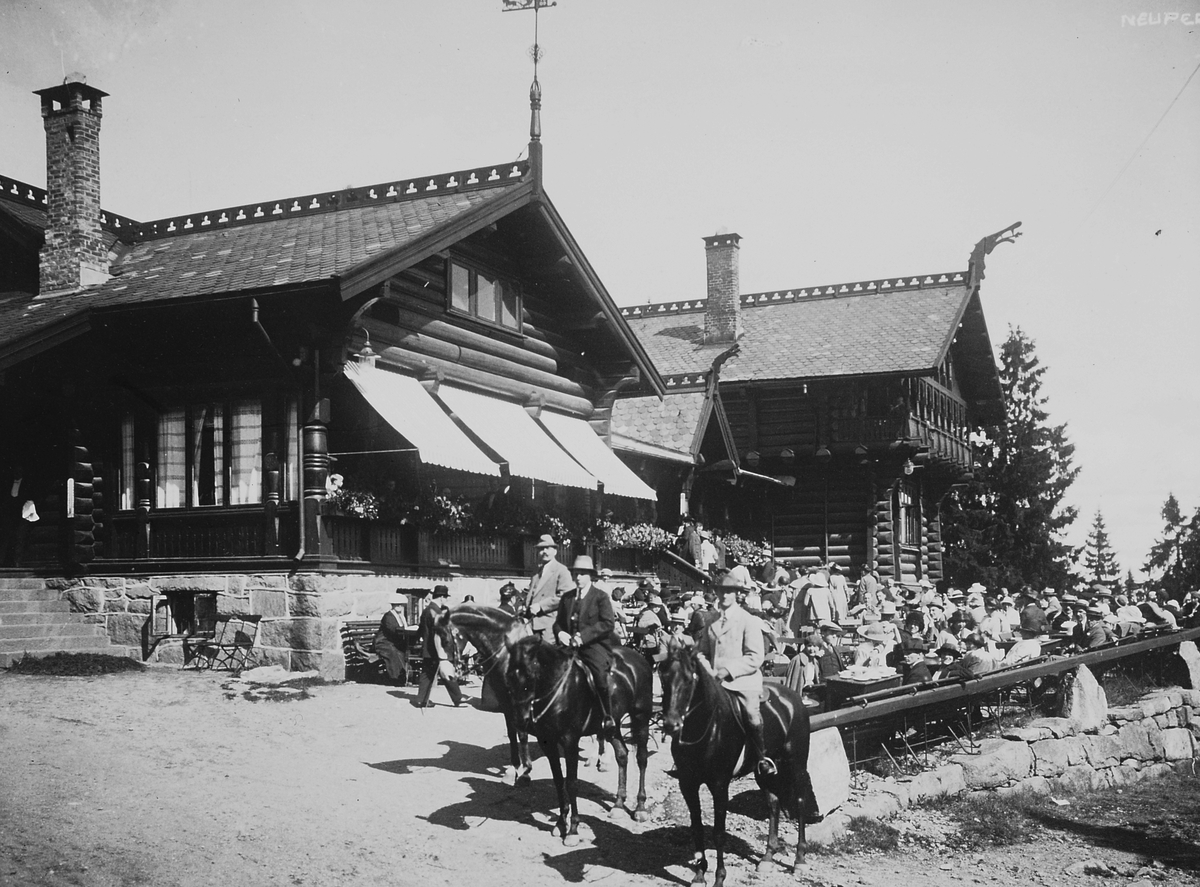 Anders Beer Wilse, Konv: Hr. Klüwer