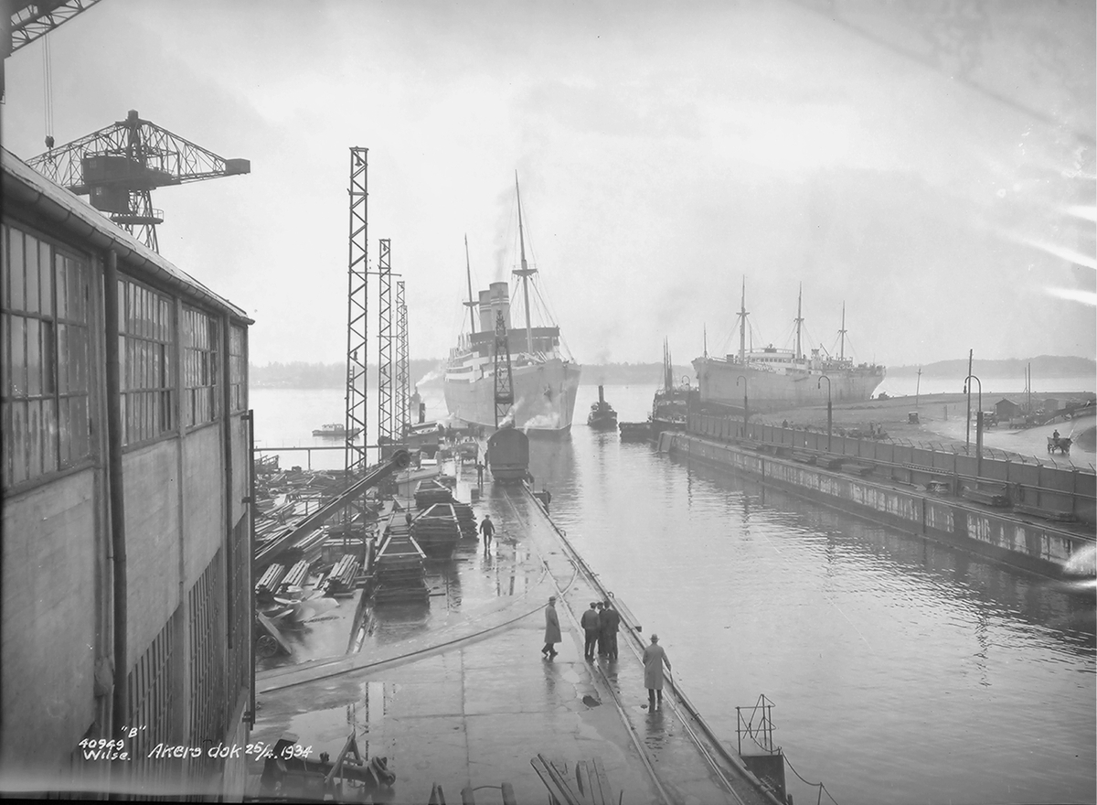 Anders Beer Wilse, Prot: Stavangerfjord gaar i Akers dok