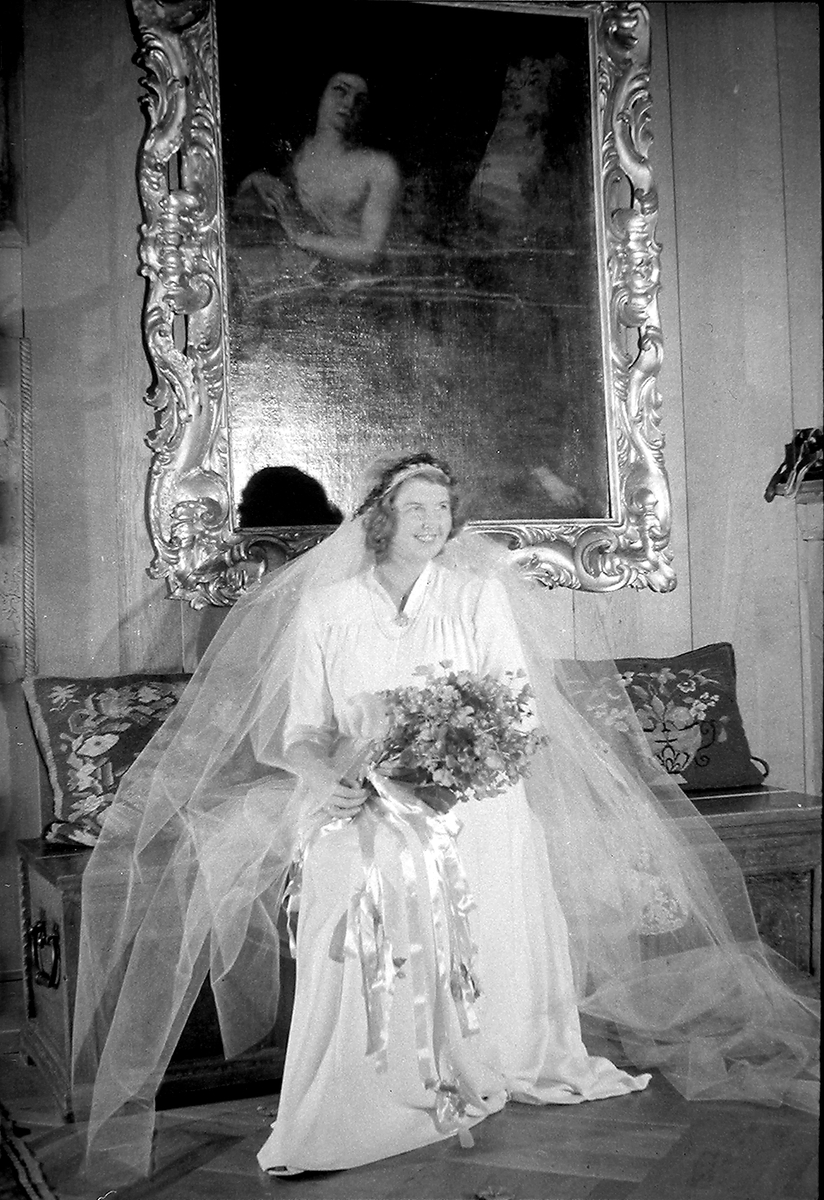 Anders Beer Wilse, Prot: protokoll finnes ikke Register: Qvale fru Leica 1946