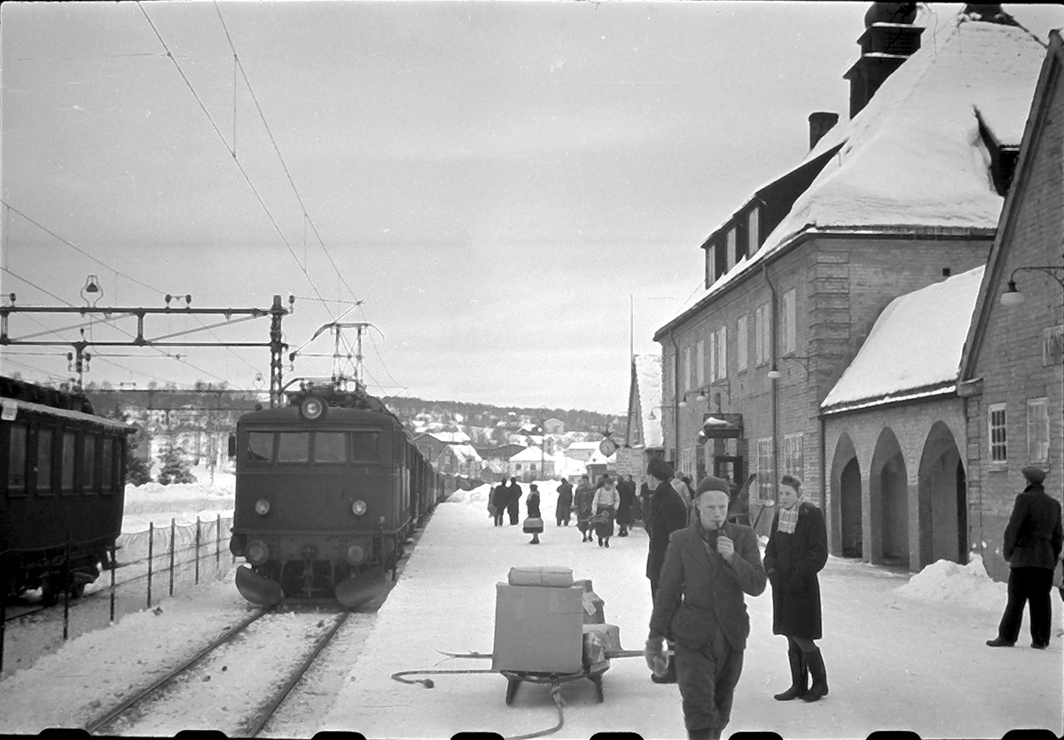 Anders Beer Wilse, Konv: Leica Statsbanene
