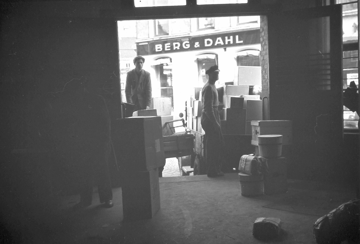 Anders Beer Wilse, Prot: protokoll finnes ikke Register: Statsbanene Leica 1948