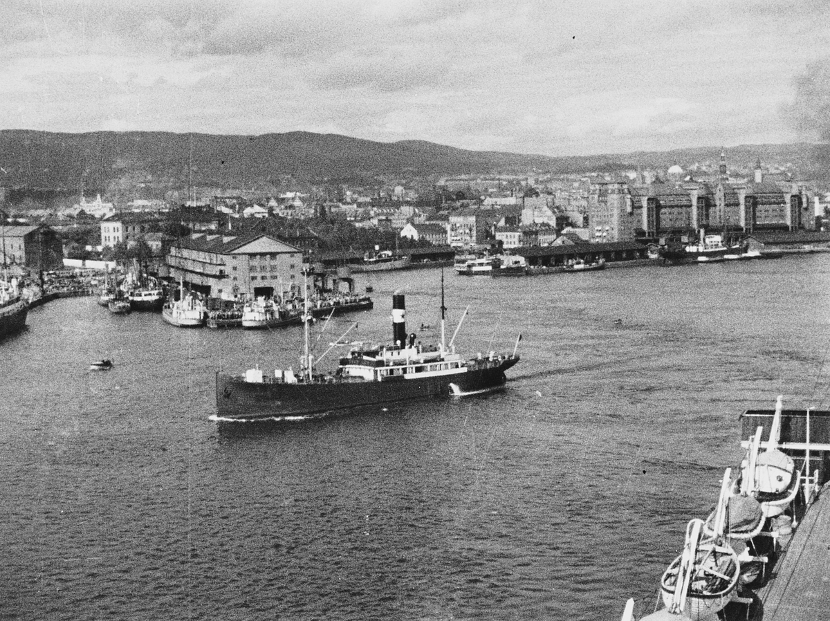 Anders Beer Wilse, Prot: Oslo havn Oversigt sommer