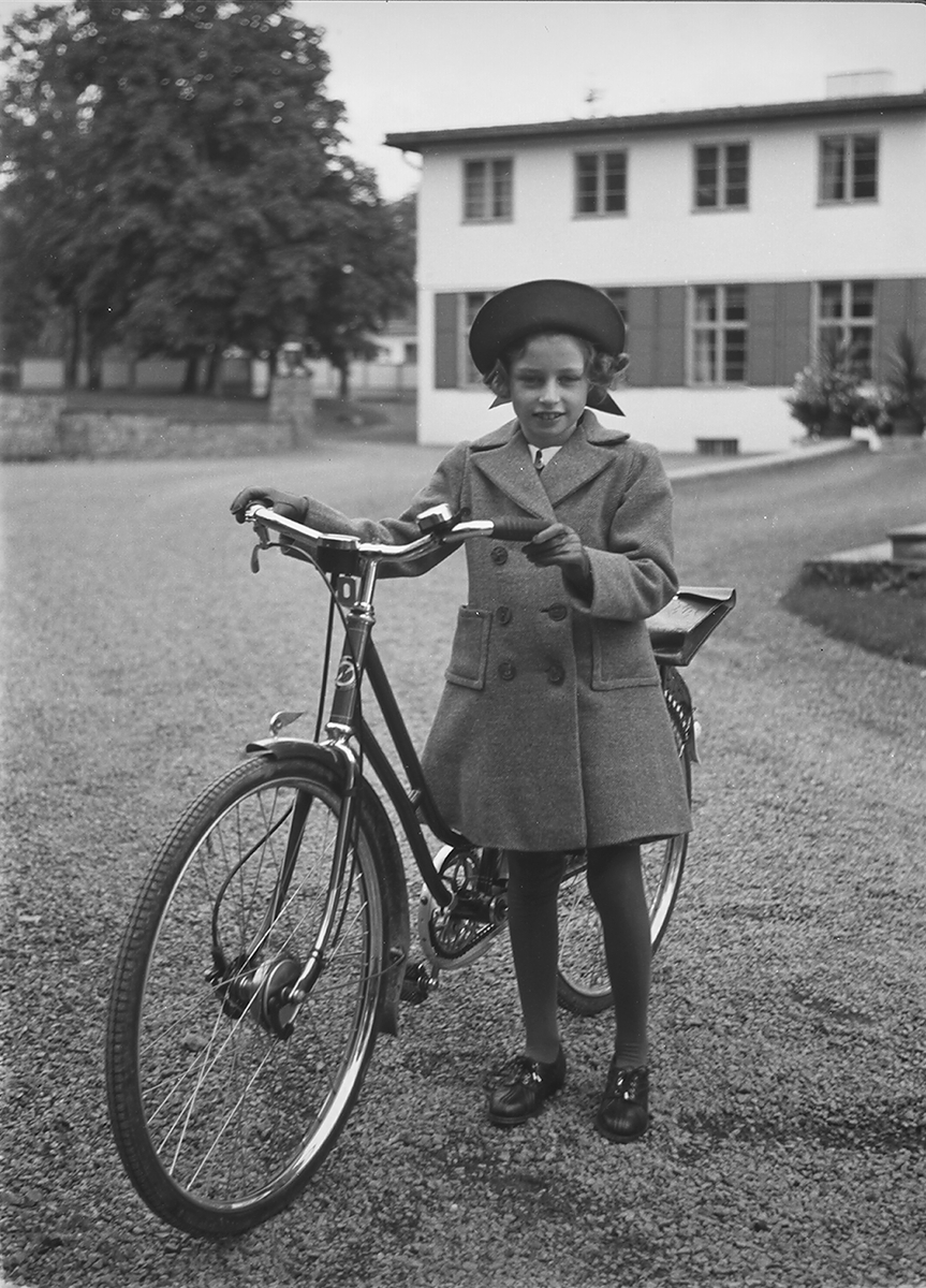 Anders Beer Wilse, Prot: Med Cykler Ragnhild alene