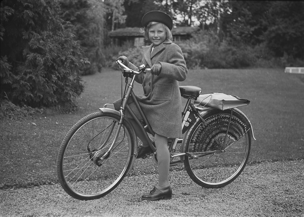 Anders Beer Wilse, Prot: Med Cykler Astrid alene