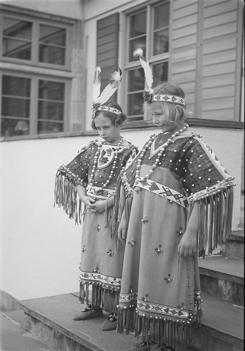 Anders Beer Wilse, Prot: Ragnhild og Astrid Ind.