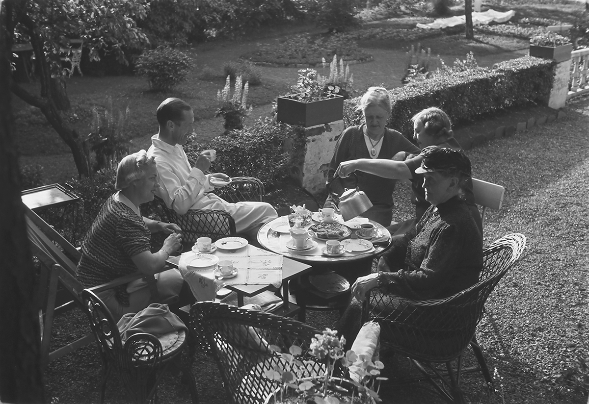 Anders Beer Wilse, Prot: Gruppe ved bord