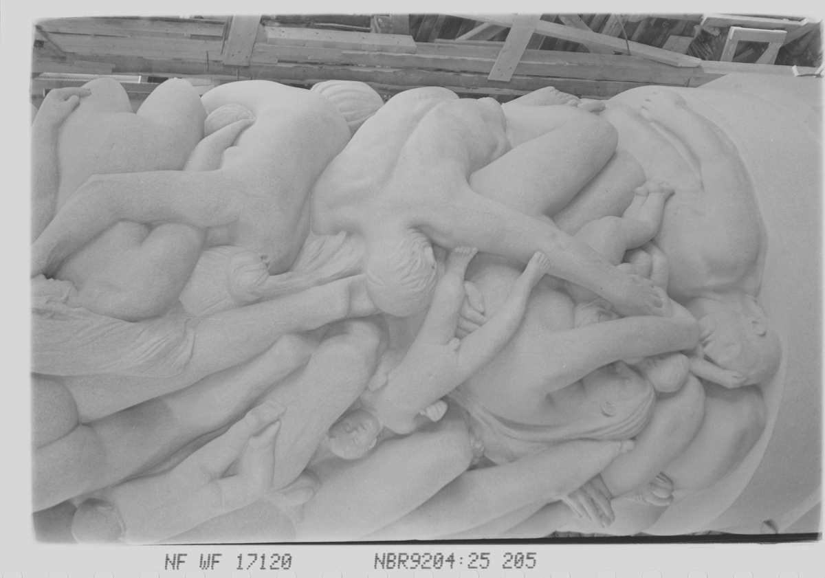Anders Beer Wilse, Prot: Vigeland. Monolitten. detaljer