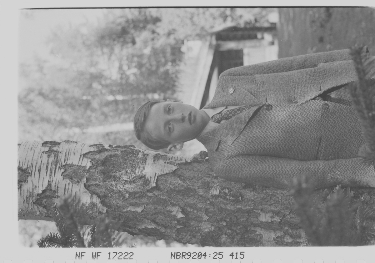 Anders Beer Wilse, Prot: Kronprinsfam Skaugum mai 1946