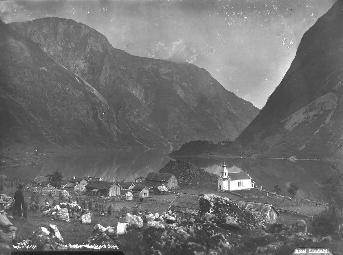 Axel Lindahl, Prot: Bakke Kirke ved Nærøfjorden vestfra