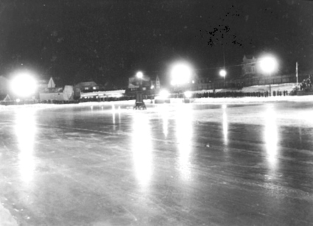 Anno Domkirkeodden, SKØYTEBANE, HAMAR STADION, FLOMLYS