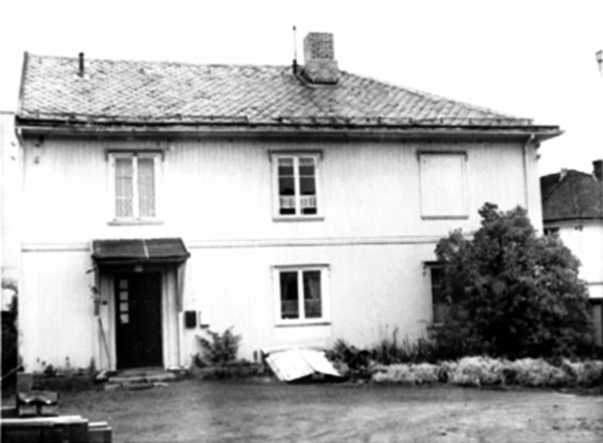 Anno Domkirkeodden, EKSTERIØR, INNGANGSPARTIET, GRØNNEGATA 97