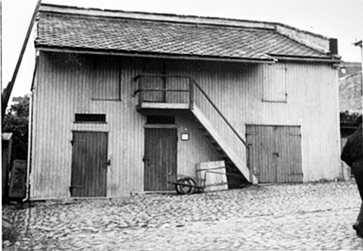 Anno Domkirkeodden, EKSTERIØR UTHUS, BAKGÅRD, TORGGATA 81, TRAPP, VARETRILLE