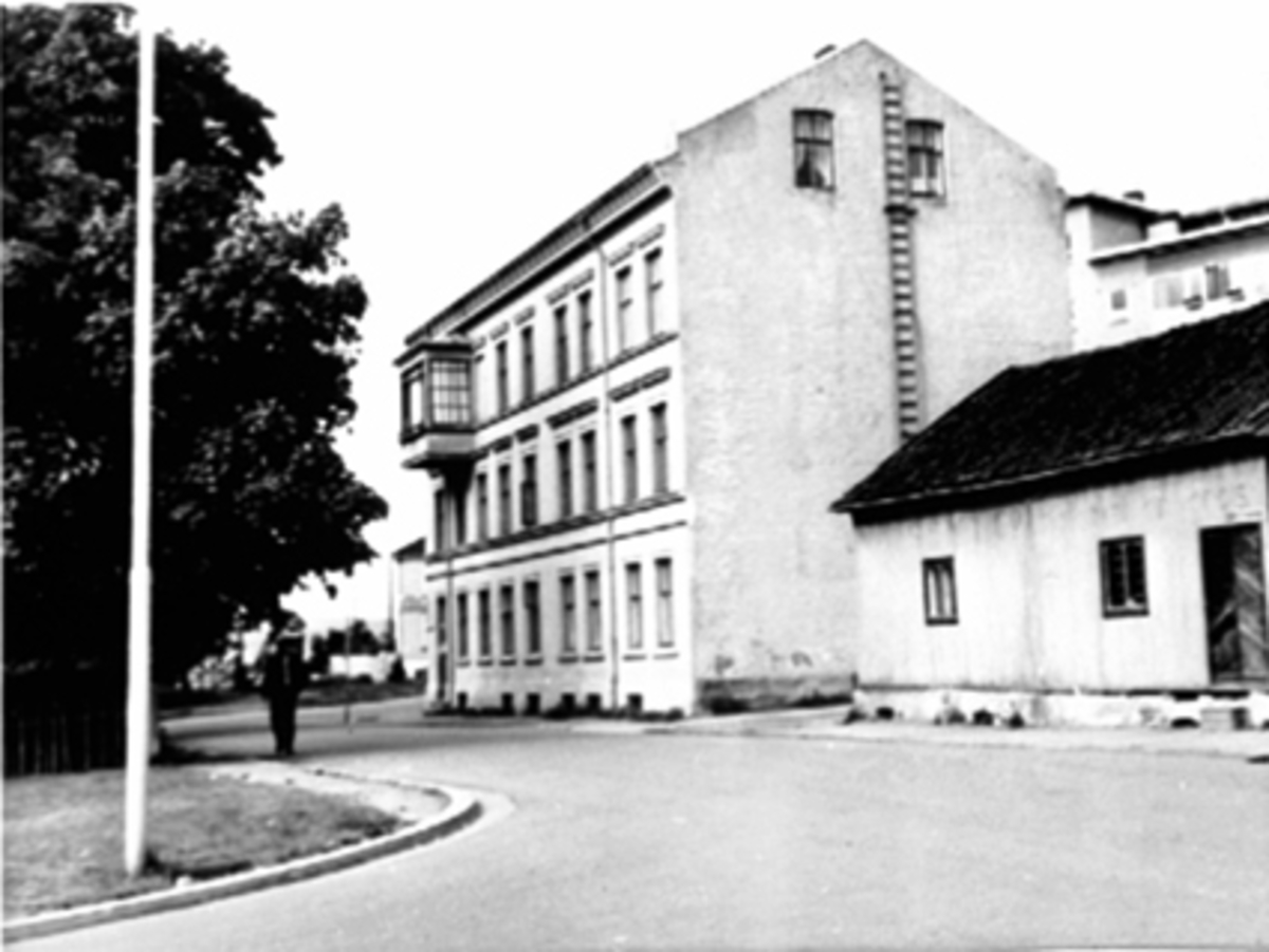Anno Domkirkeodden, EKSTERIØR, LILLE STRANDGATE 3