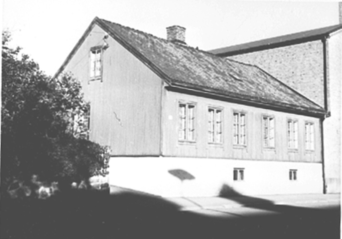 Anno Domkirkeodden, EKSTERIØR TORGGATA 113, PRESTEBOLIGEN VED ST. TORFINNS KIRKE