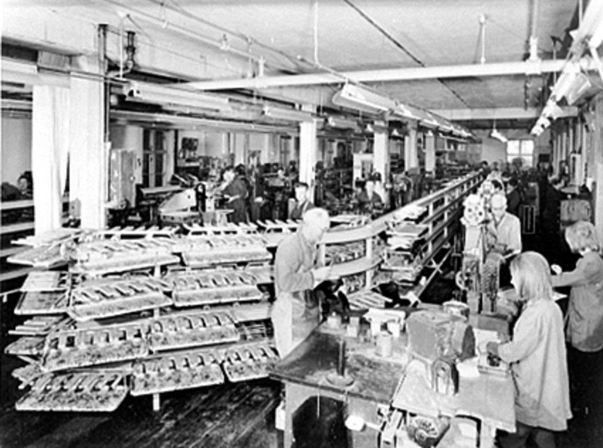 Anno Domkirkeodden, INTERIØR PINNERIET (STRAMMER SKINN OVER LEST), RANDAVDELINGEN (SØMME, SY PÅ SÅLE), A/S NORRØNA SKOFABRIKK, FALSENSGATE 12