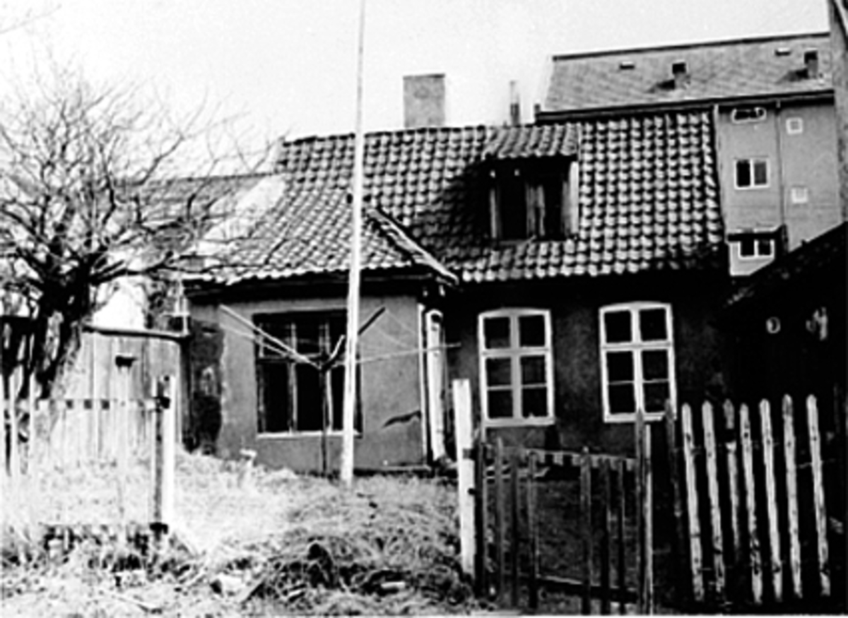 Anno Domkirkeodden, EKSTERIØR HØIENSALGATE 3 SETT FRA GATA