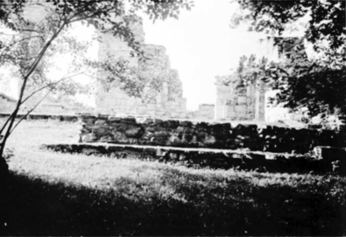 Anno Domkirkeodden, DOMKIRKERUINEN SETT FRA SYD, HEDMARKSMUSEET OG DOMKIRKEODDEN,