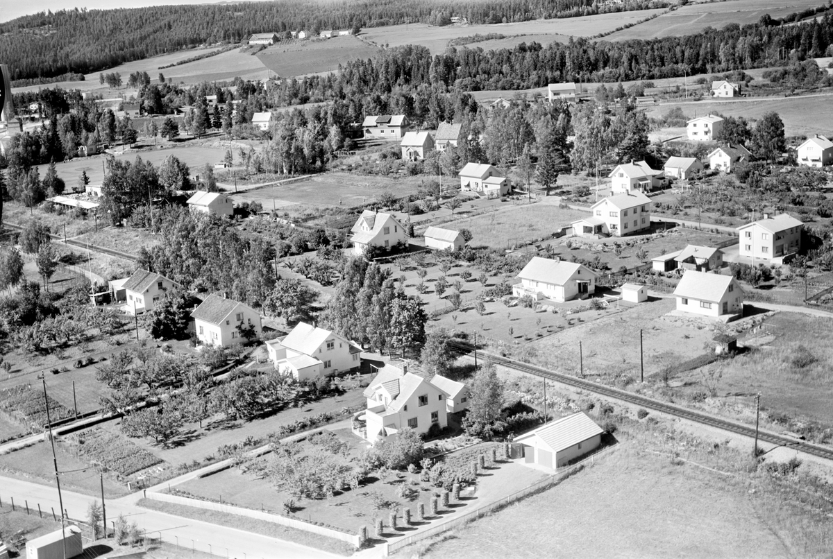 Widerøes Flyveselskap A/S, FLYFOTO NORDVIKVEGEN, REINERT SVENDSENSGATE, KNUT ALVSONSGATE