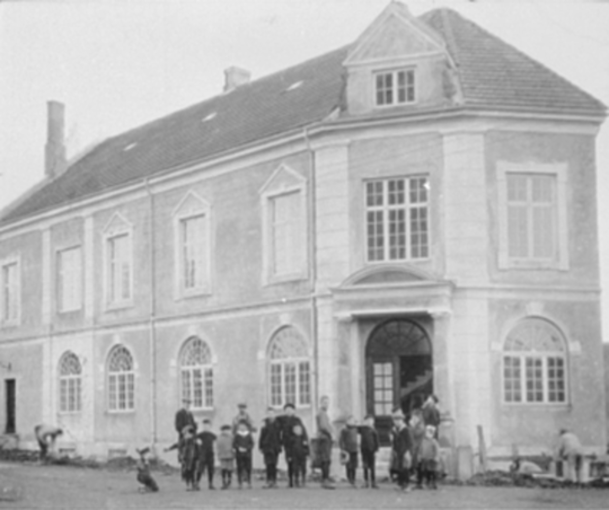 Anno Domkirkeodden, GRUPPE, BARN, VOKSNE, HÅNDVERKERRESTAURANTEN