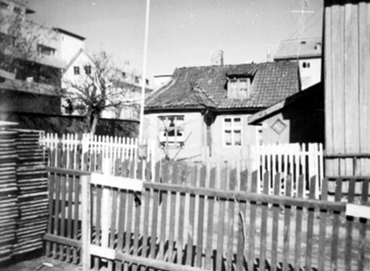Anno Domkirkeodden, Skappelsgate 17, Hamar. Dina Kristiansen bodde her. Bygartner Larsen senere.