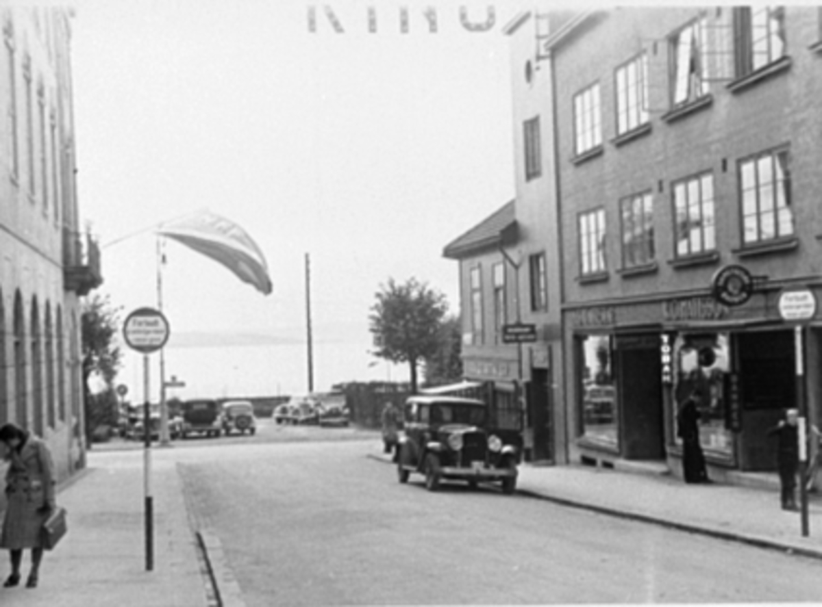 Anno Domkirkeodden, VANGSVEGEN, FESTIVITETEN, K. G. MATTSONS KIOSK, BIL